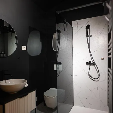 Perfect Apartment *